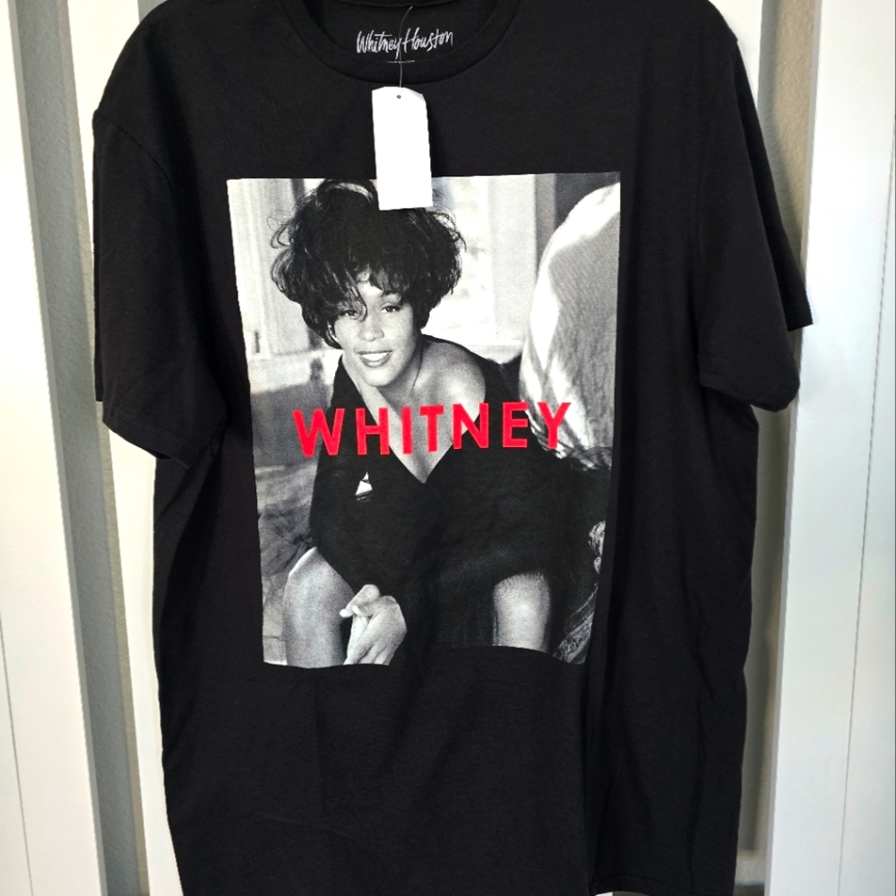 Brand New Never Worn Whitney Houston T Shirt Classic 80s Portrait Size XL Men